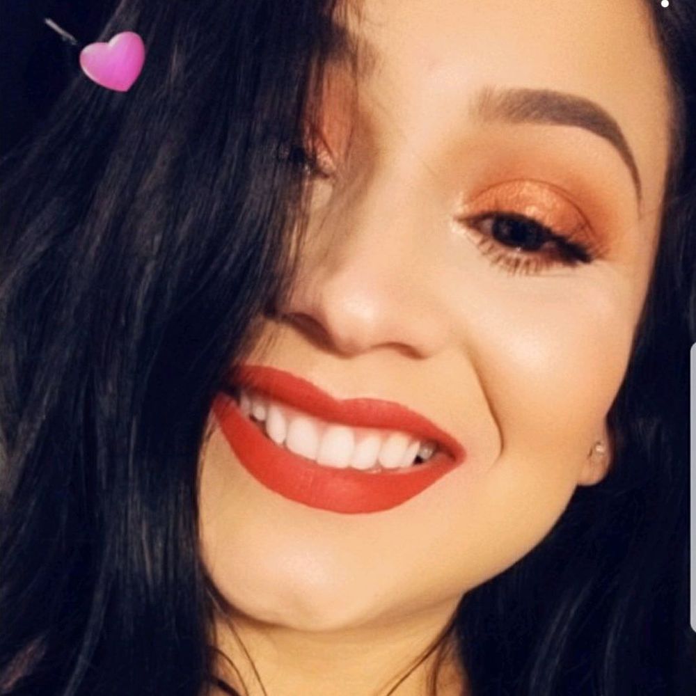 Meet your Posher, Elena